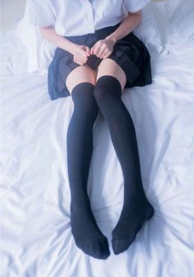年轻女教师电影
